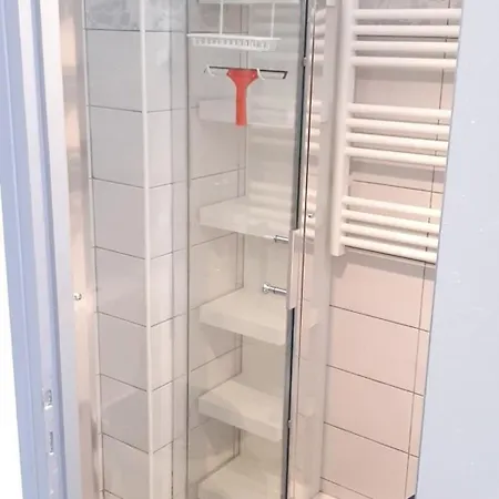 Heliopolis F9 Apartman Agde